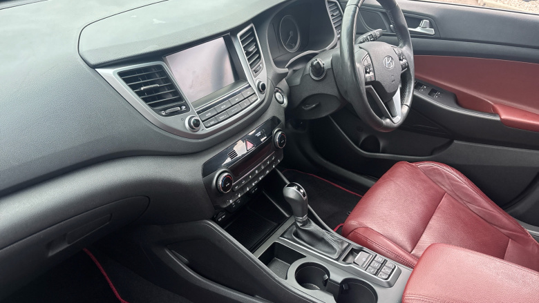 Hyundai Tucson 1.7 CRDi Blue Drive Premium SE 5dr 2WD DCT Diesel Estate